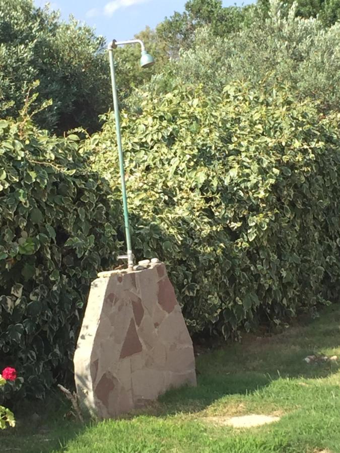 Willa La Casa Sotto La Torre Chia Zewnętrze zdjęcie