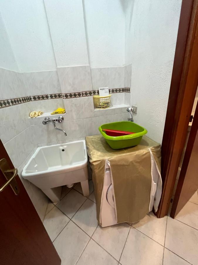 Willa La Casa Sotto La Torre Chia Zewnętrze zdjęcie
