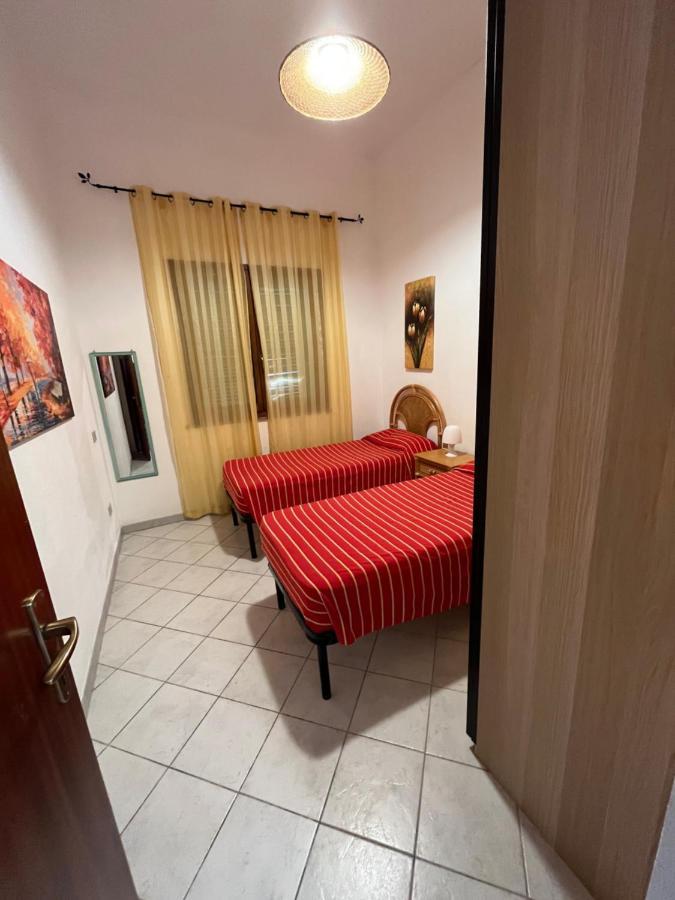Willa La Casa Sotto La Torre Chia Zewnętrze zdjęcie